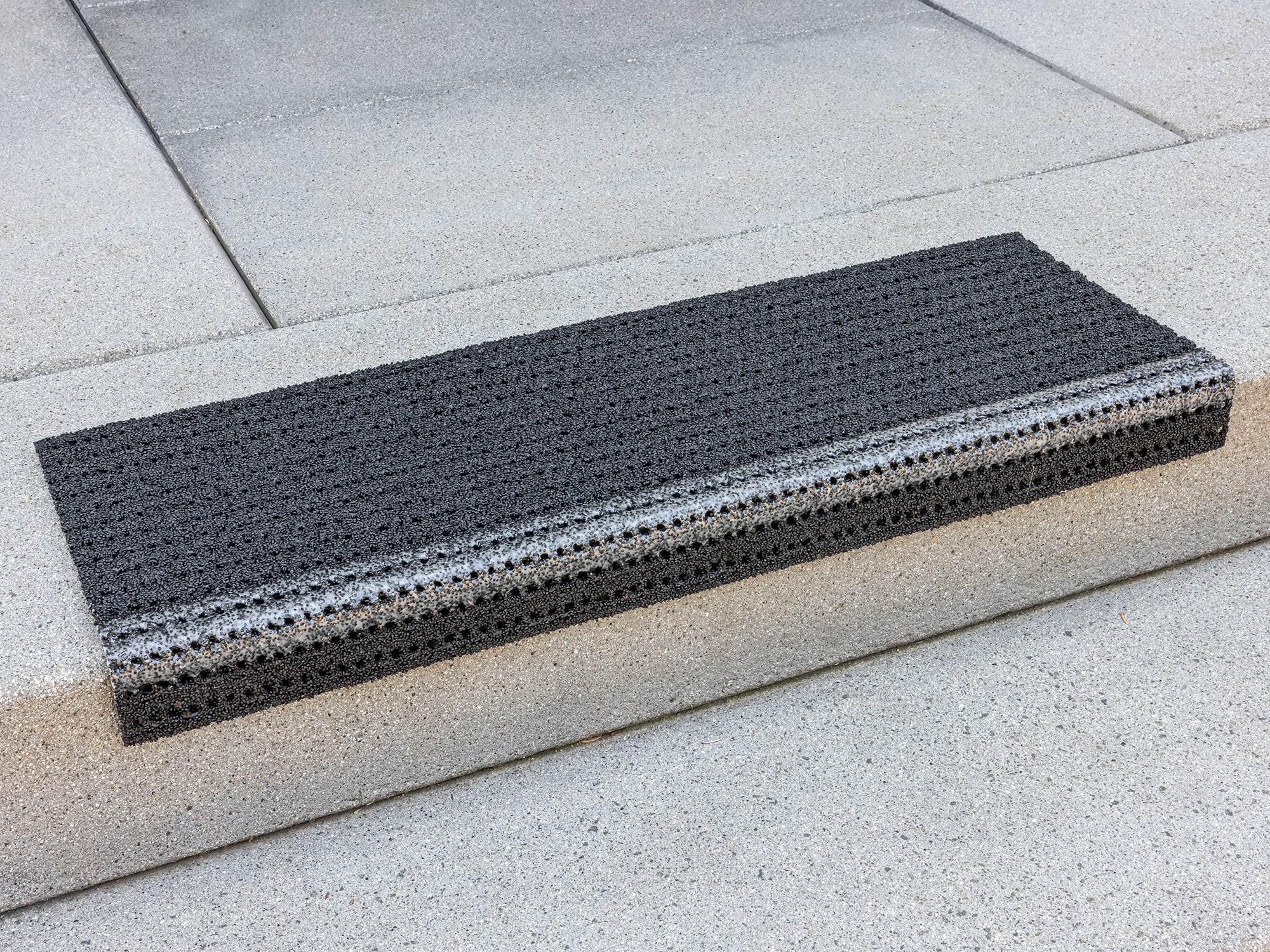 stufenmatte-aussen-unico-graphit-2